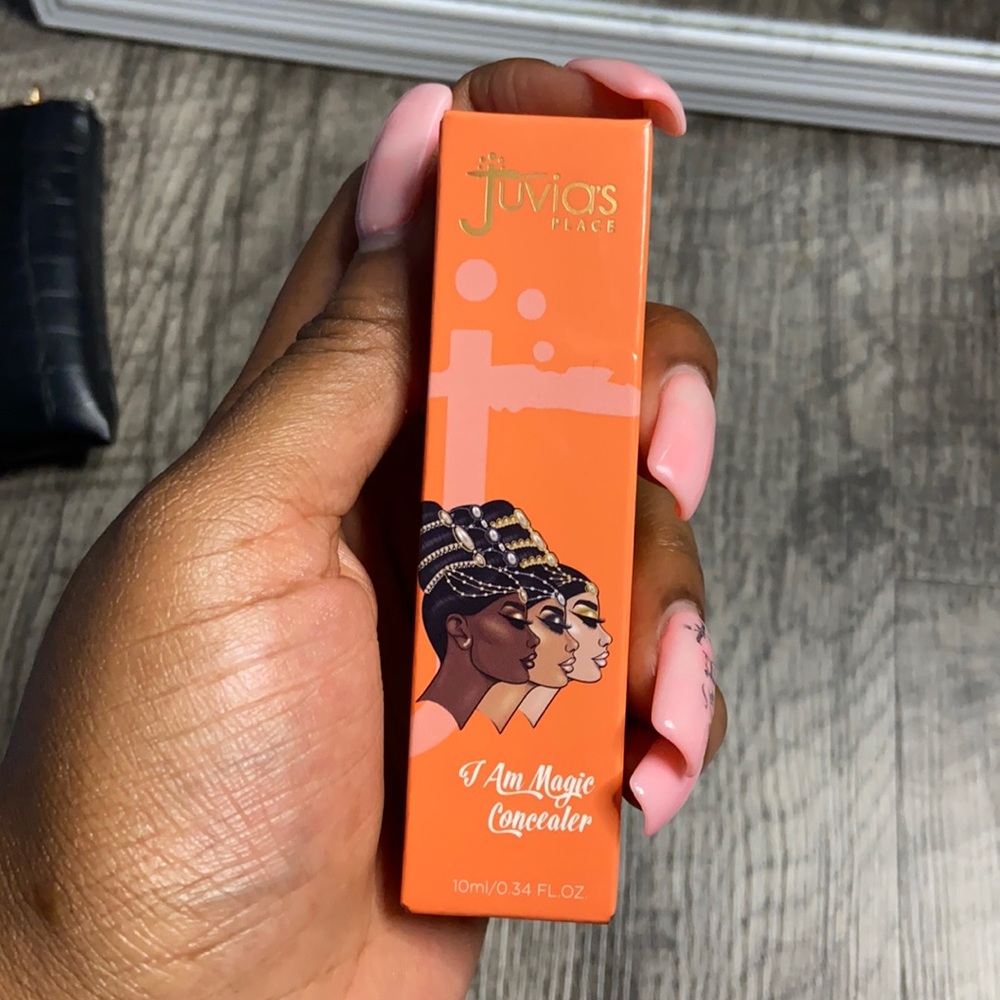Juvia’s Place I Am Magic Concealer, MC 10
